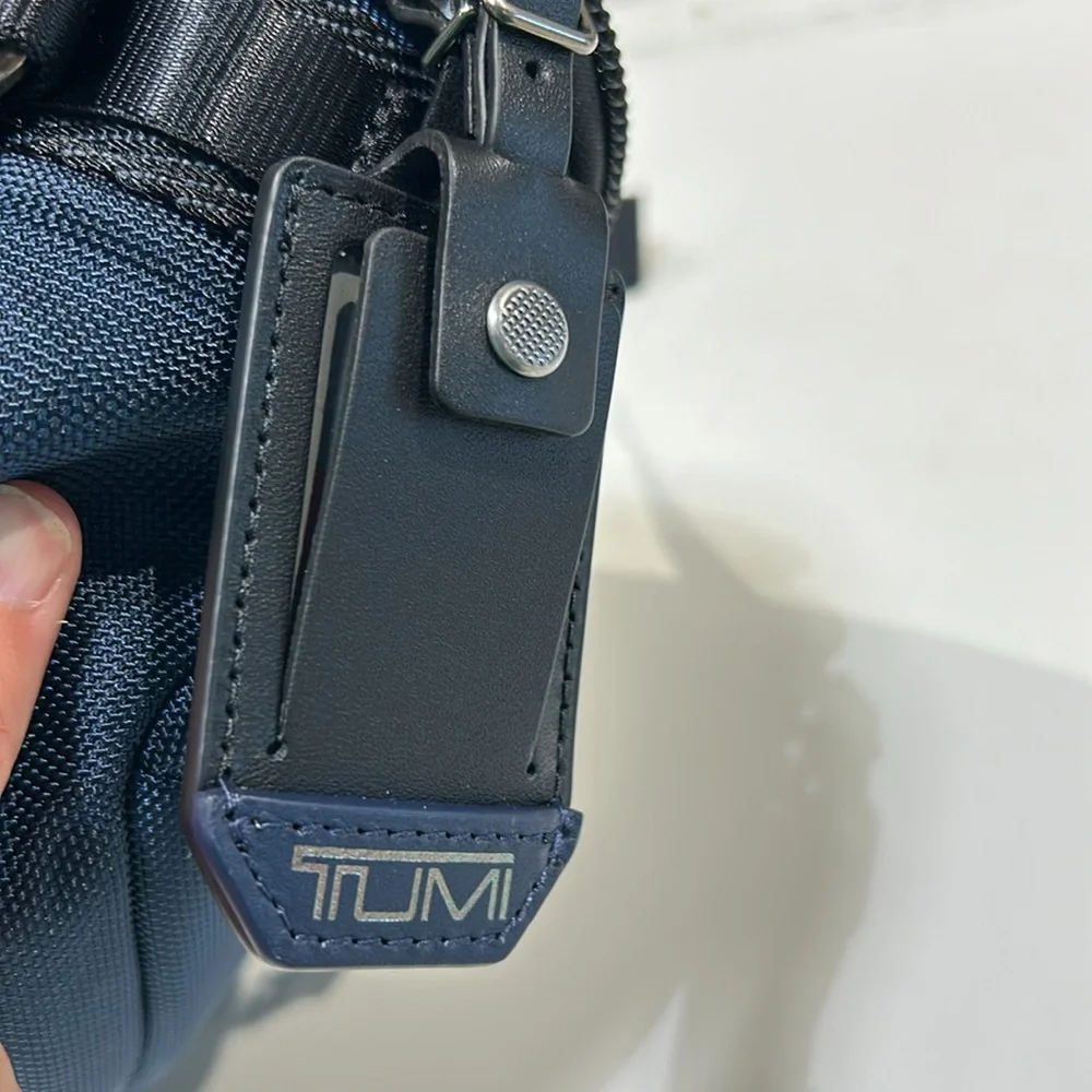 NWT Tumi Sling Alpha Bravo Collection - Picture 11 of 11